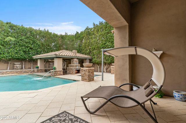 9869 E DAVENPORT Drive, Scottsdale, AZ 85260