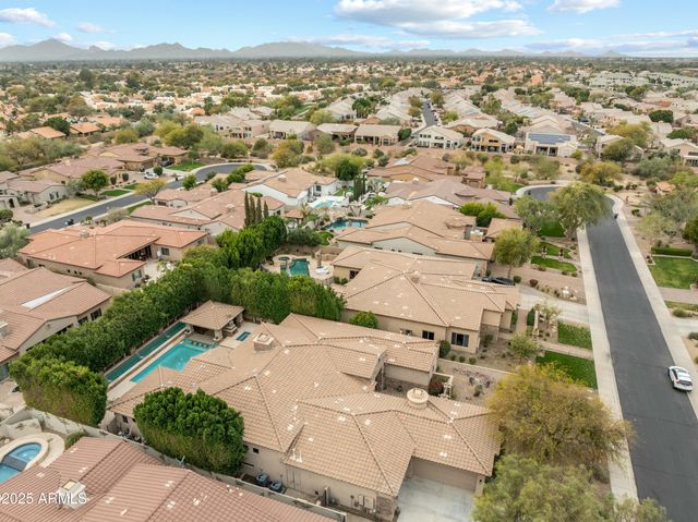 9869 E DAVENPORT Drive, Scottsdale, AZ 85260