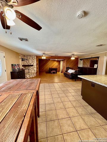 5910 Wales, San Antonio, TX 78223