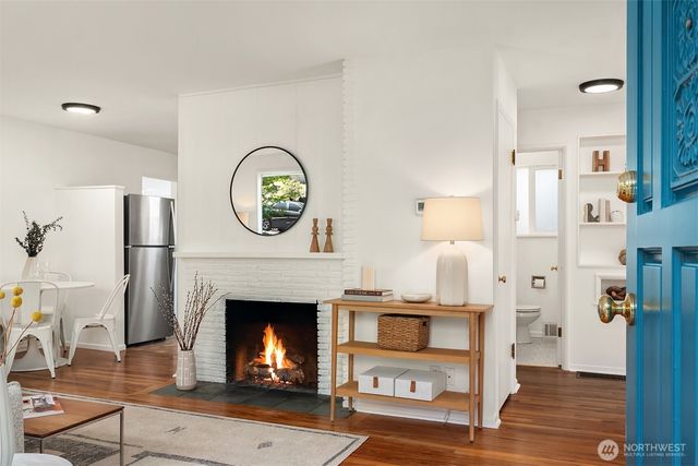 1403 W Dravus Street, Seattle, WA 98119