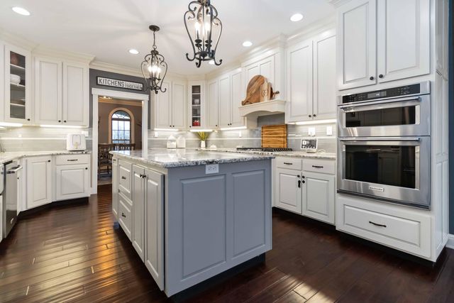 299 Park Estates Lane, London, KY 40744