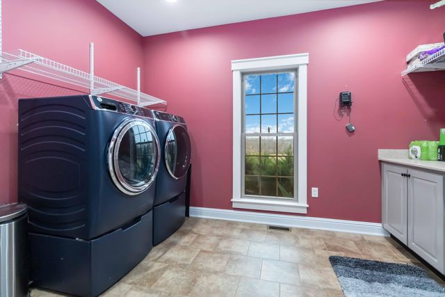 299 Park Estates Lane, London, KY 40744