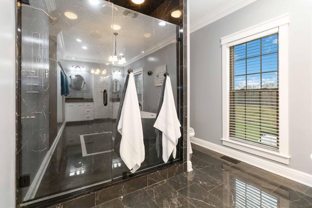 299 Park Estates Lane, London, KY 40744