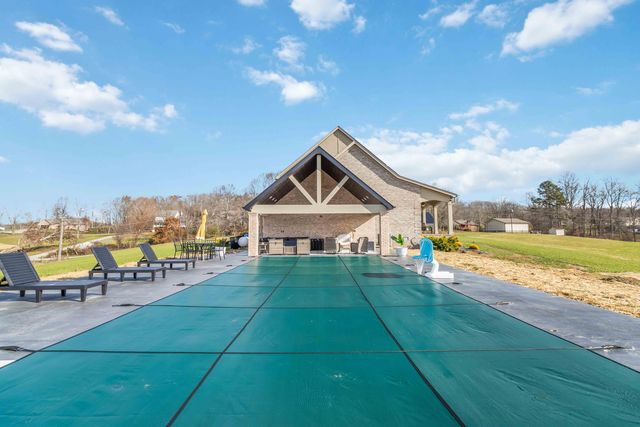 299 Park Estates Lane, London, KY 40744