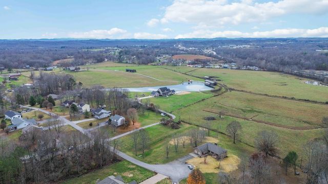 299 Park Estates Lane, London, KY 40744