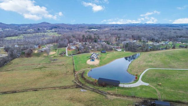 299 Park Estates Lane, London, KY 40744