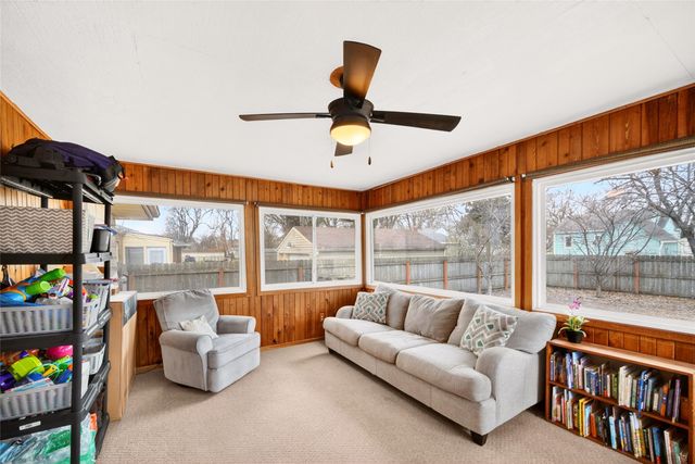 2818 48th Place, Des Moines, IA 50310