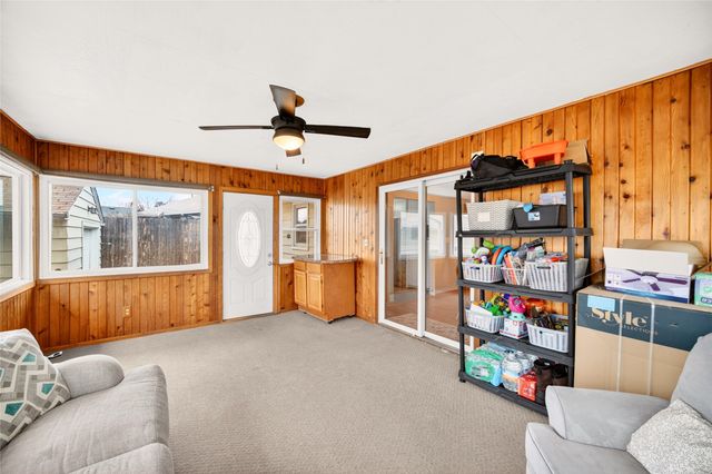 2818 48th Place, Des Moines, IA 50310