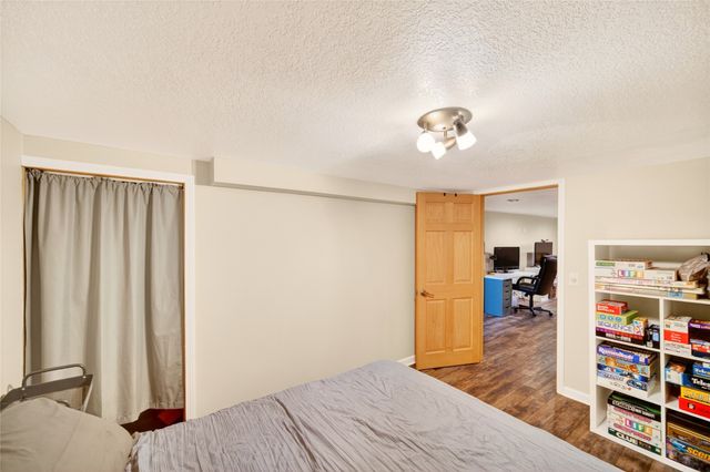 2818 48th Place, Des Moines, IA 50310