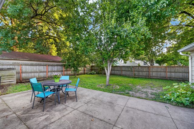 2818 48th Place, Des Moines, IA 50310