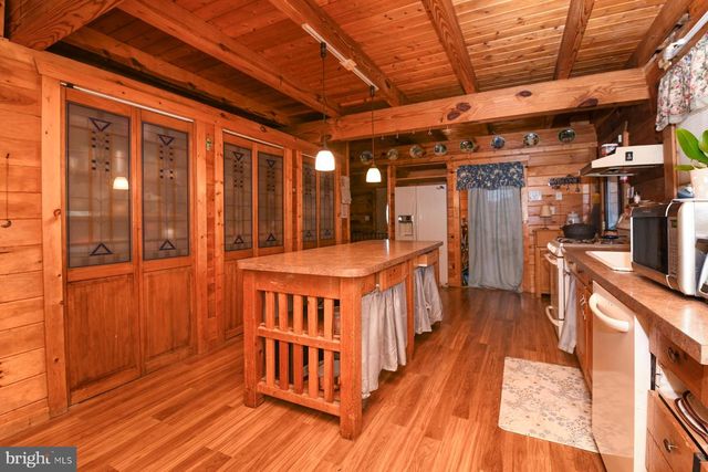 138 HIGH ST, Mullica Hill, NJ 08062