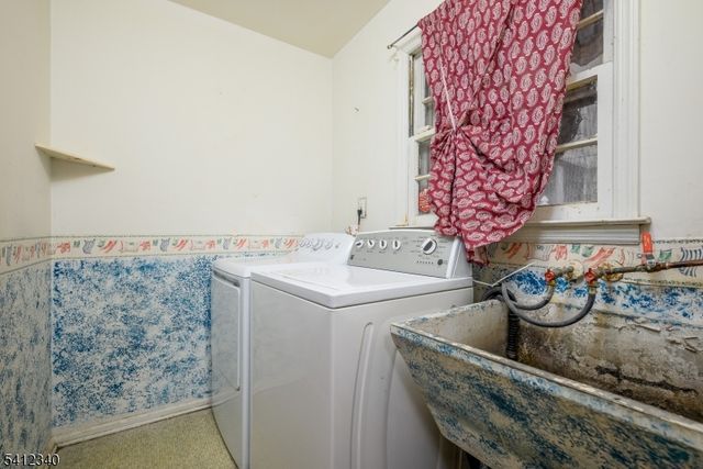 883 Stacy Pl, Rahway City, NJ 07065