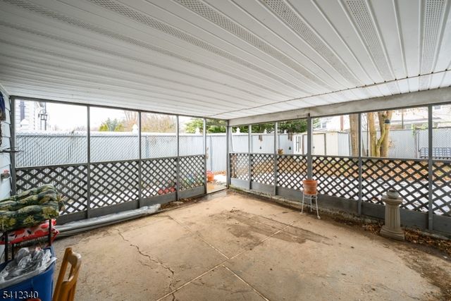 883 Stacy Pl, Rahway City, NJ 07065