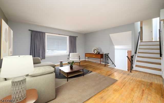 883 Stacy Pl, Rahway City, NJ 07065