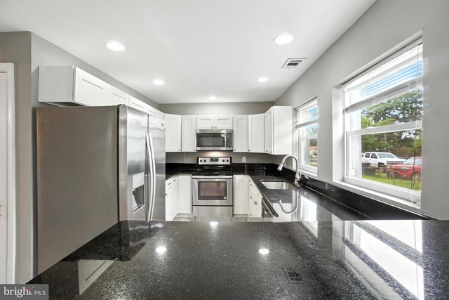 11 TORQUE WAY, Baltimore, MD 21220