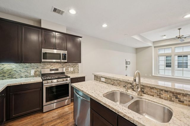 1214 Sampson Street, Houston, TX 77003