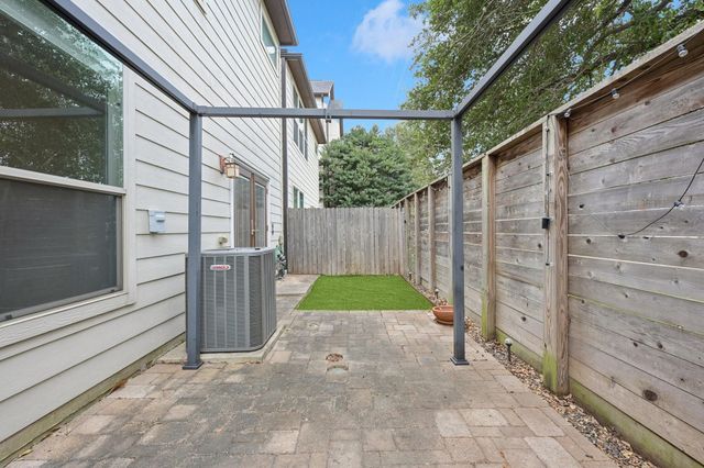 1214 Sampson Street, Houston, TX 77003