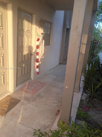 3521 NW 94th Ave 1B, Sunrise, FL 33351
