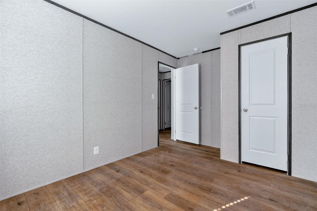 Image 35 of property listing at 11116 NE 64TH STREET, Williston, FL 32696