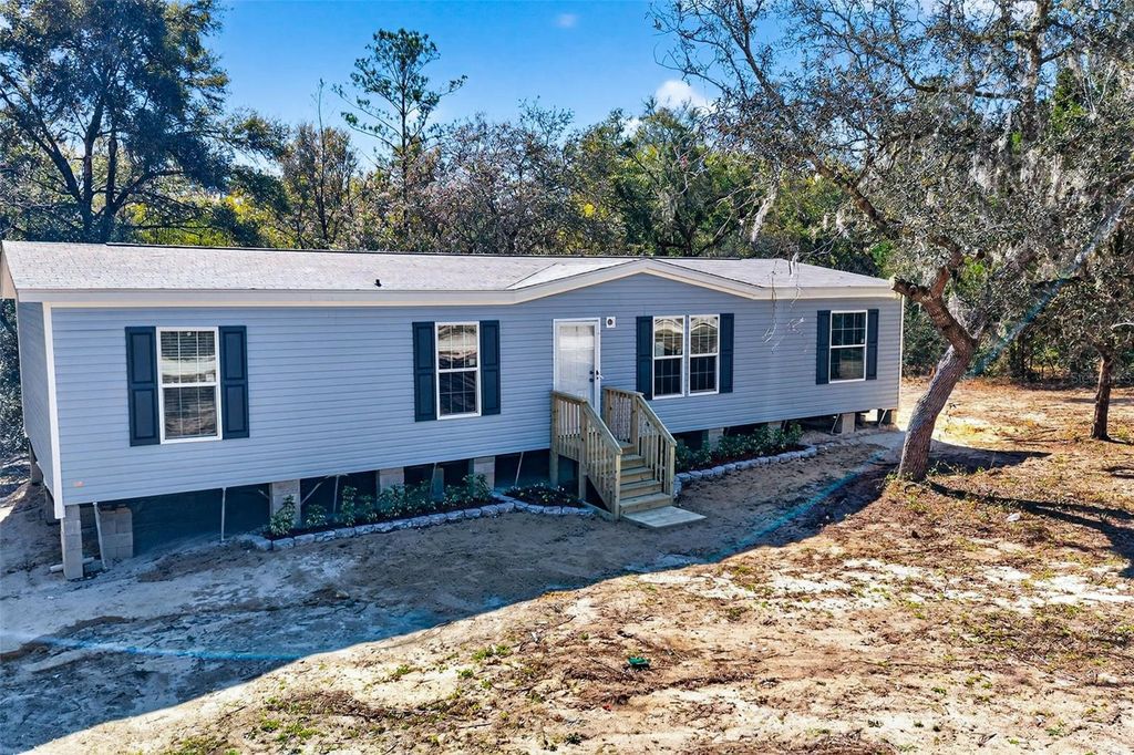 Image 39 of property listing at 11116 NE 64TH STREET, Williston, FL 32696