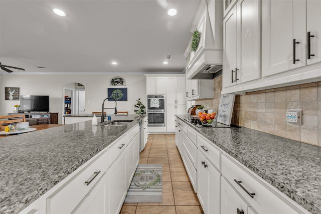 15077 Saddle Ridge Circle, Terrell, TX 75160