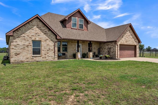 15077 Saddle Ridge Circle, Terrell, TX 75160