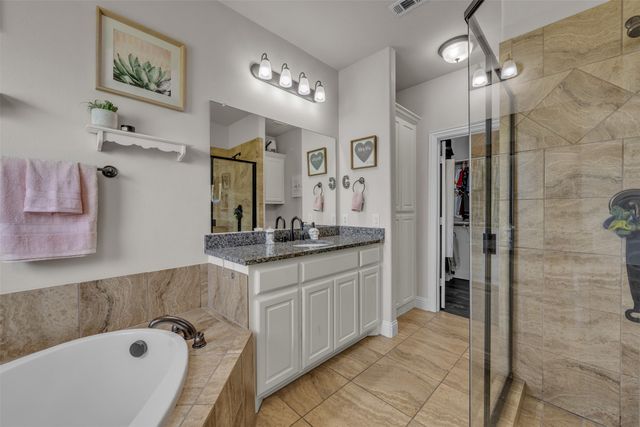 15077 Saddle Ridge Circle, Terrell, TX 75160