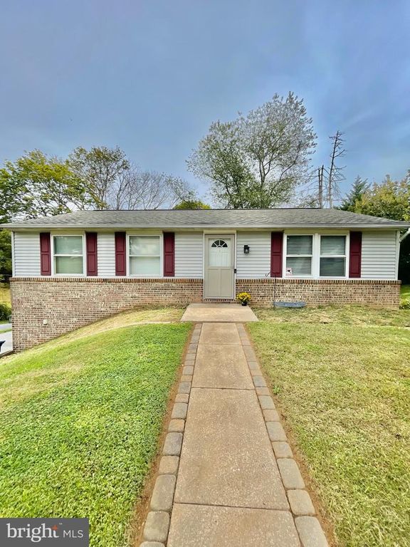 1 VALLEY VIEW RD, York, PA 17403