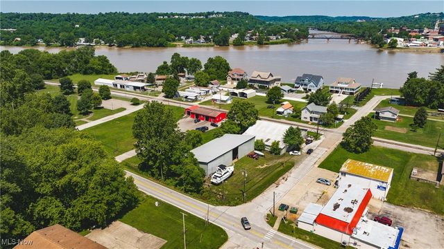 200 Dodge Avenue, Williamstown, WV 26187