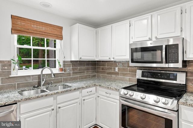 2189 JENNINGS ST, Woodbridge, VA 22191