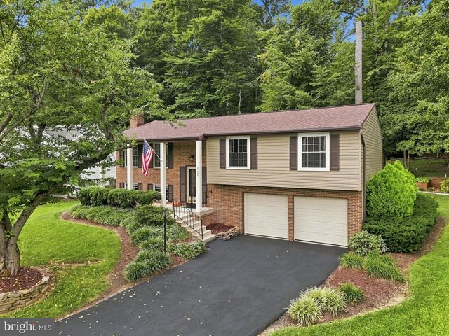 2189 JENNINGS ST, Woodbridge, VA 22191