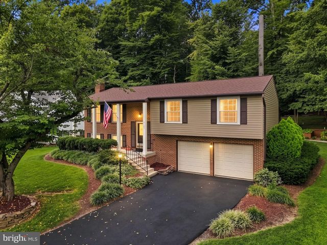 2189 JENNINGS ST, Woodbridge, VA 22191