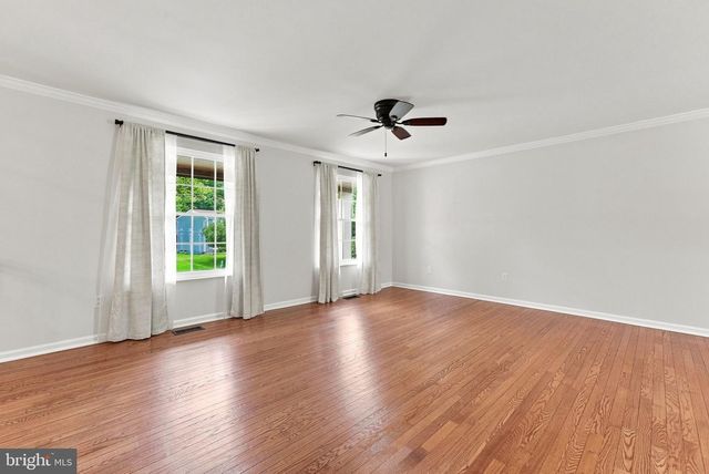 2189 JENNINGS ST, Woodbridge, VA 22191