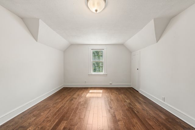 318 Suburban Avenue, Fairfield, CT 06825