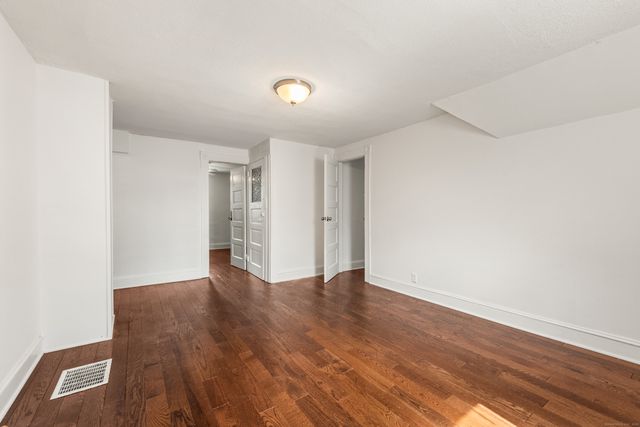 318 Suburban Avenue, Fairfield, CT 06825