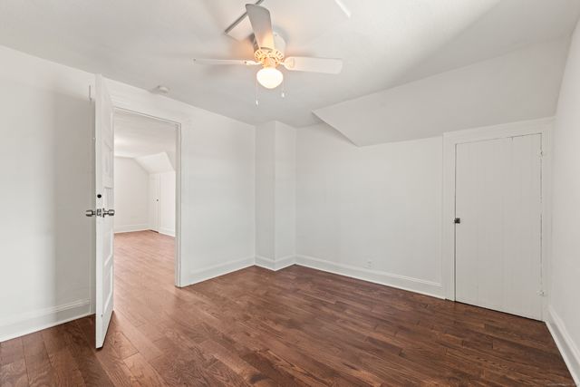 318 Suburban Avenue, Fairfield, CT 06825