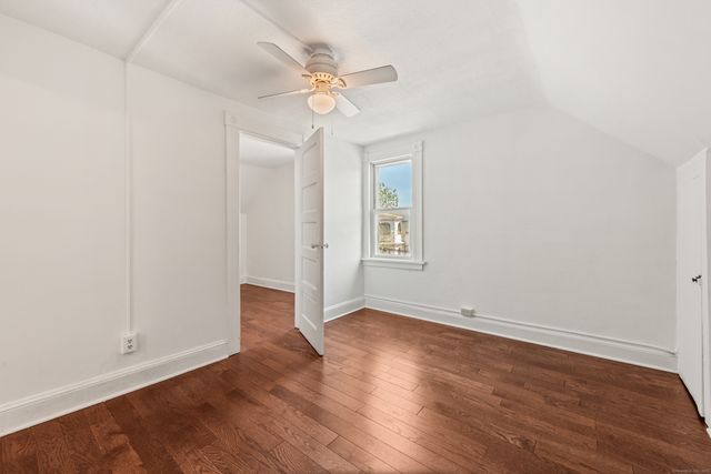 318 Suburban Avenue, Fairfield, CT 06825