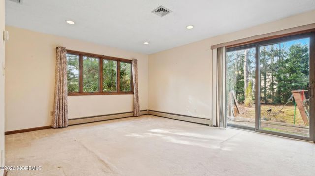 274 Aldrich Road, Howell, NJ 07731