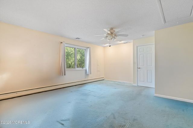 274 Aldrich Road, Howell, NJ 07731