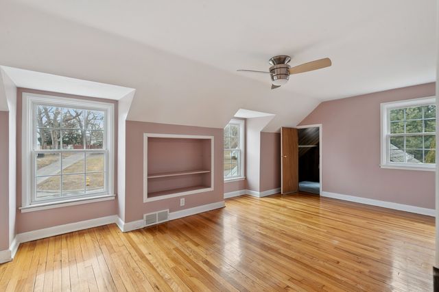 1324 Caroline Avenue, Clinton, IA 52732