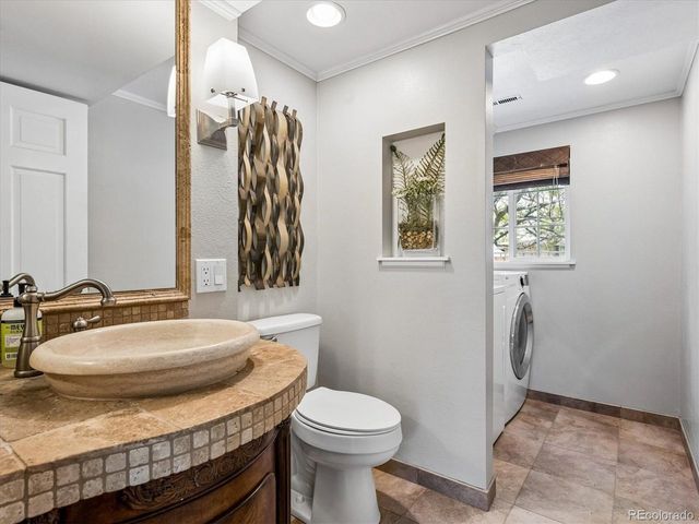 7666 S Cedar Cir, Littleton, CO 80120