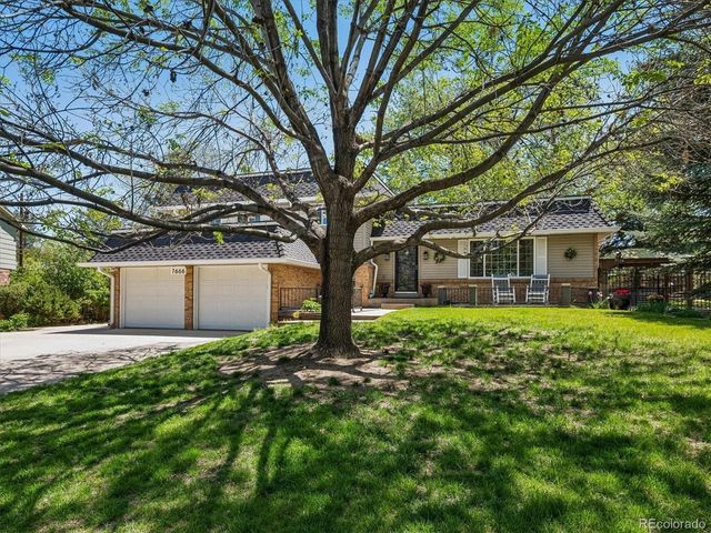7666 S Cedar Cir, Littleton, CO 80120