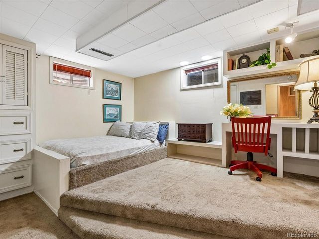 7666 S Cedar Cir, Littleton, CO 80120