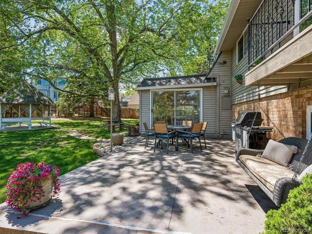 7666 S Cedar Cir, Littleton, CO 80120