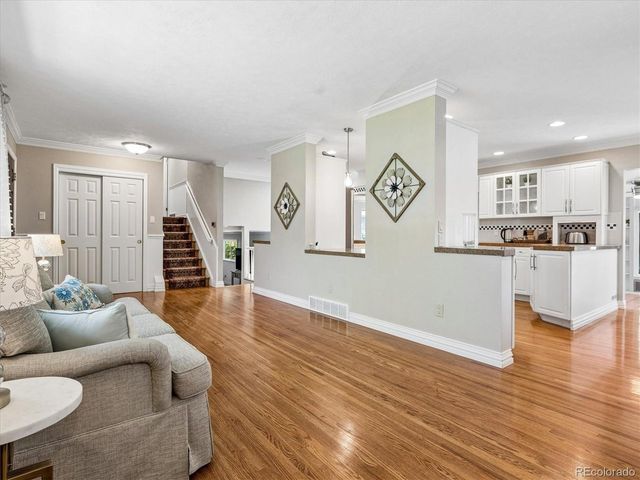 7666 S Cedar Cir, Littleton, CO 80120