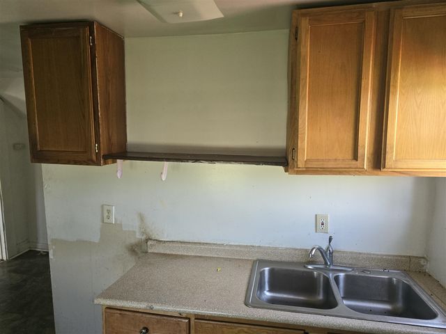 323 Ferry Avenue, Pontiac, MI 48341