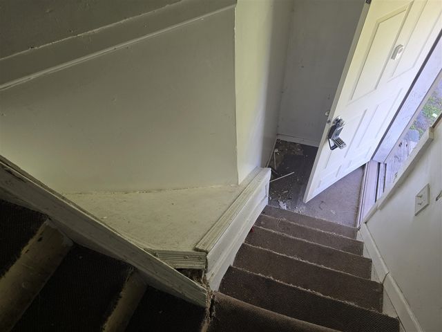 323 Ferry Avenue, Pontiac, MI 48341