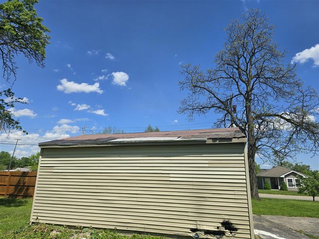 323 Ferry Avenue, Pontiac, MI 48341