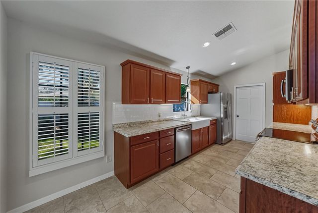 1418 WALDEN OAKS PLACE, Plant City, FL 33563