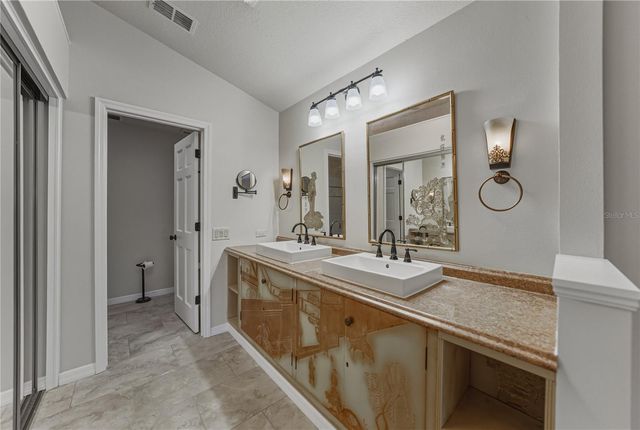 1418 WALDEN OAKS PLACE, Plant City, FL 33563